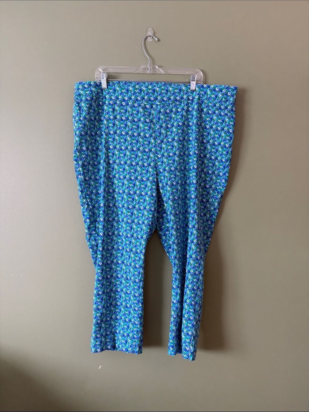 Soft Surroundings Blue Floral Straight Ankle Stretch Pull On Pants Sz 3X Plus - Picture 2 of 8